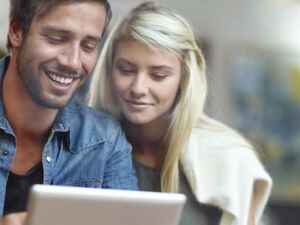 People on iPad 650 x 300.jpg