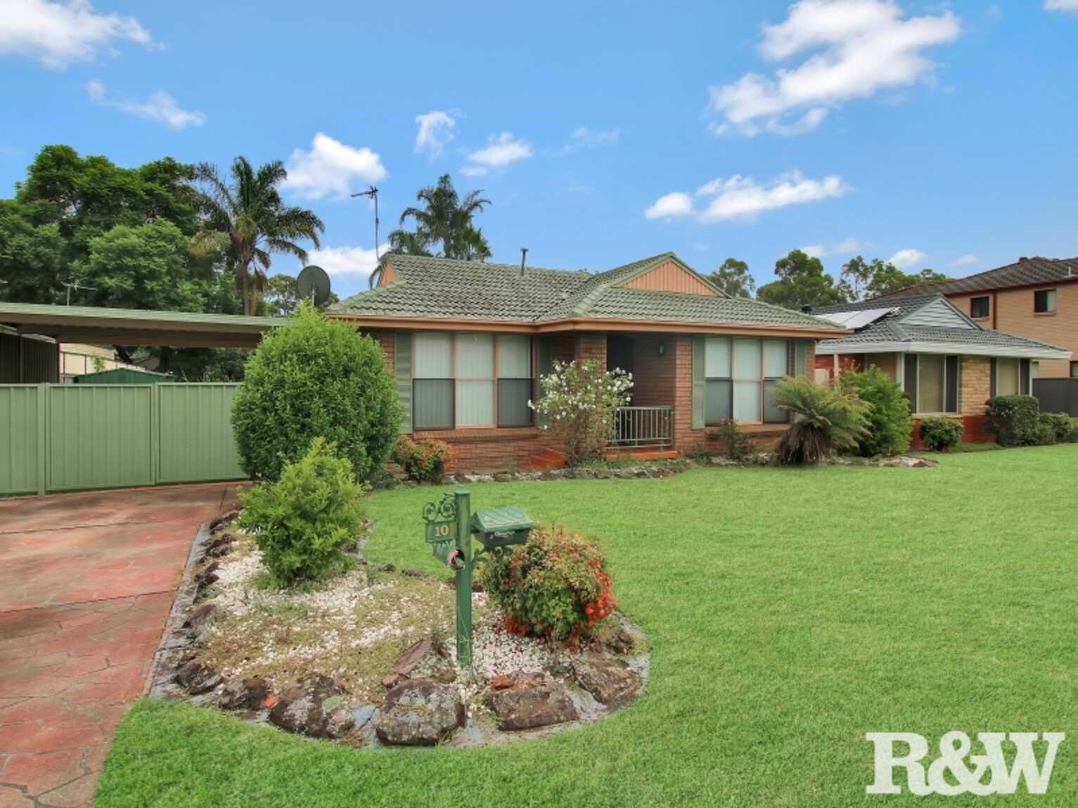 10 Hibiscus Court St Clair