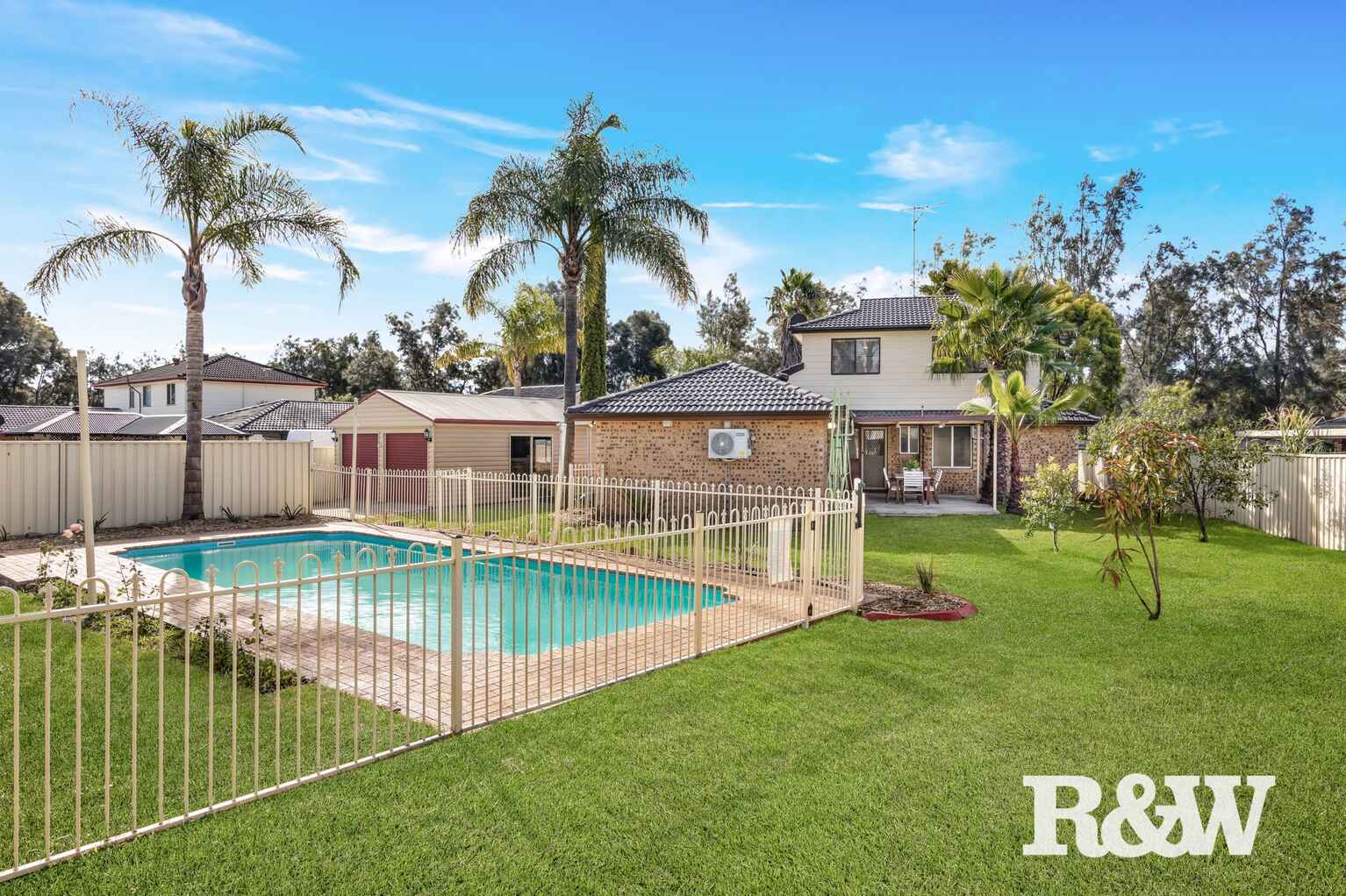 16 Avon Place St Clair