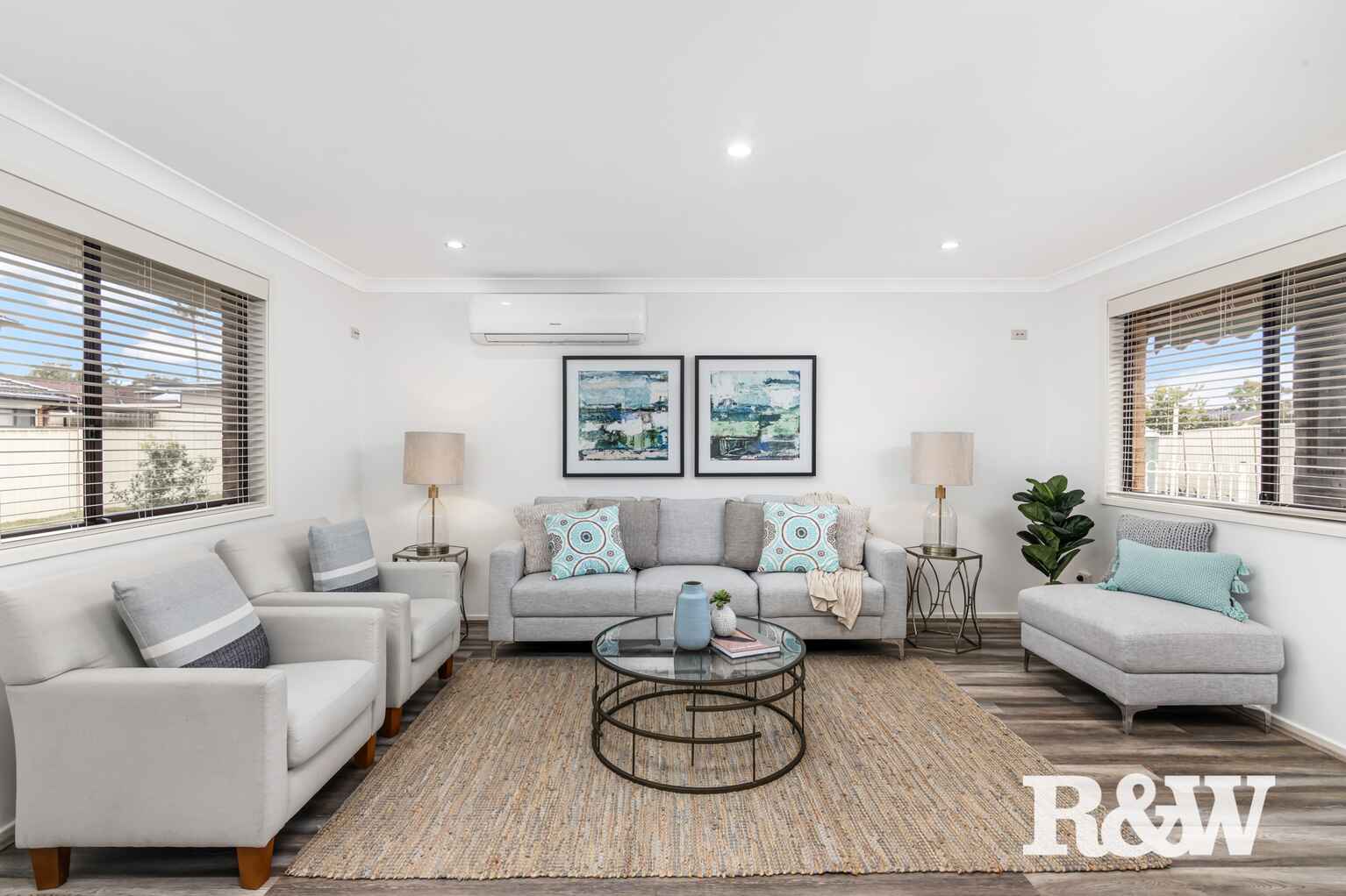 16 Avon Place St Clair