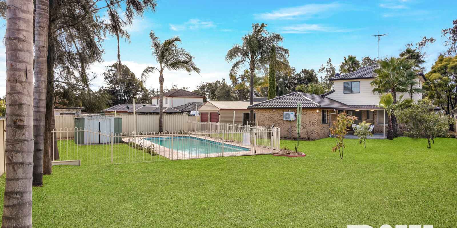 16 Avon Place St Clair