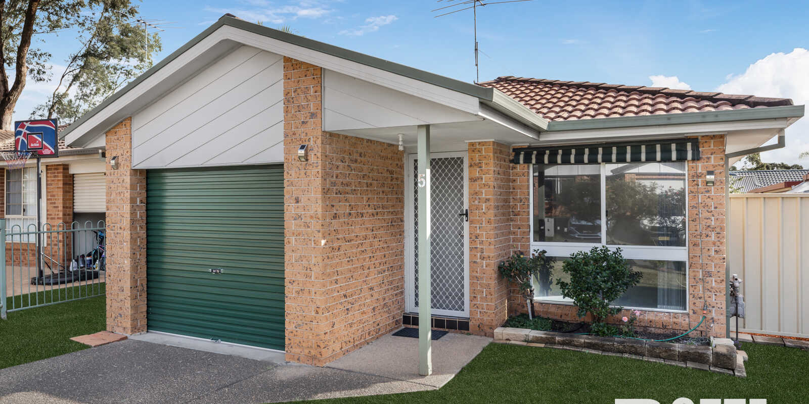 5 Athena Court St Clair
