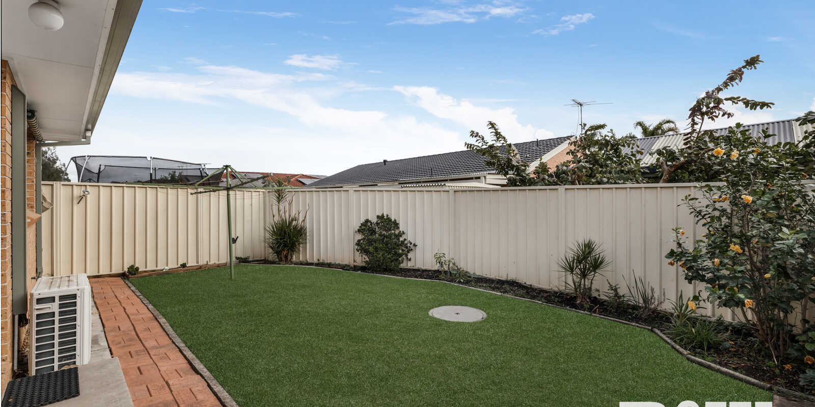 5 Athena Court St Clair