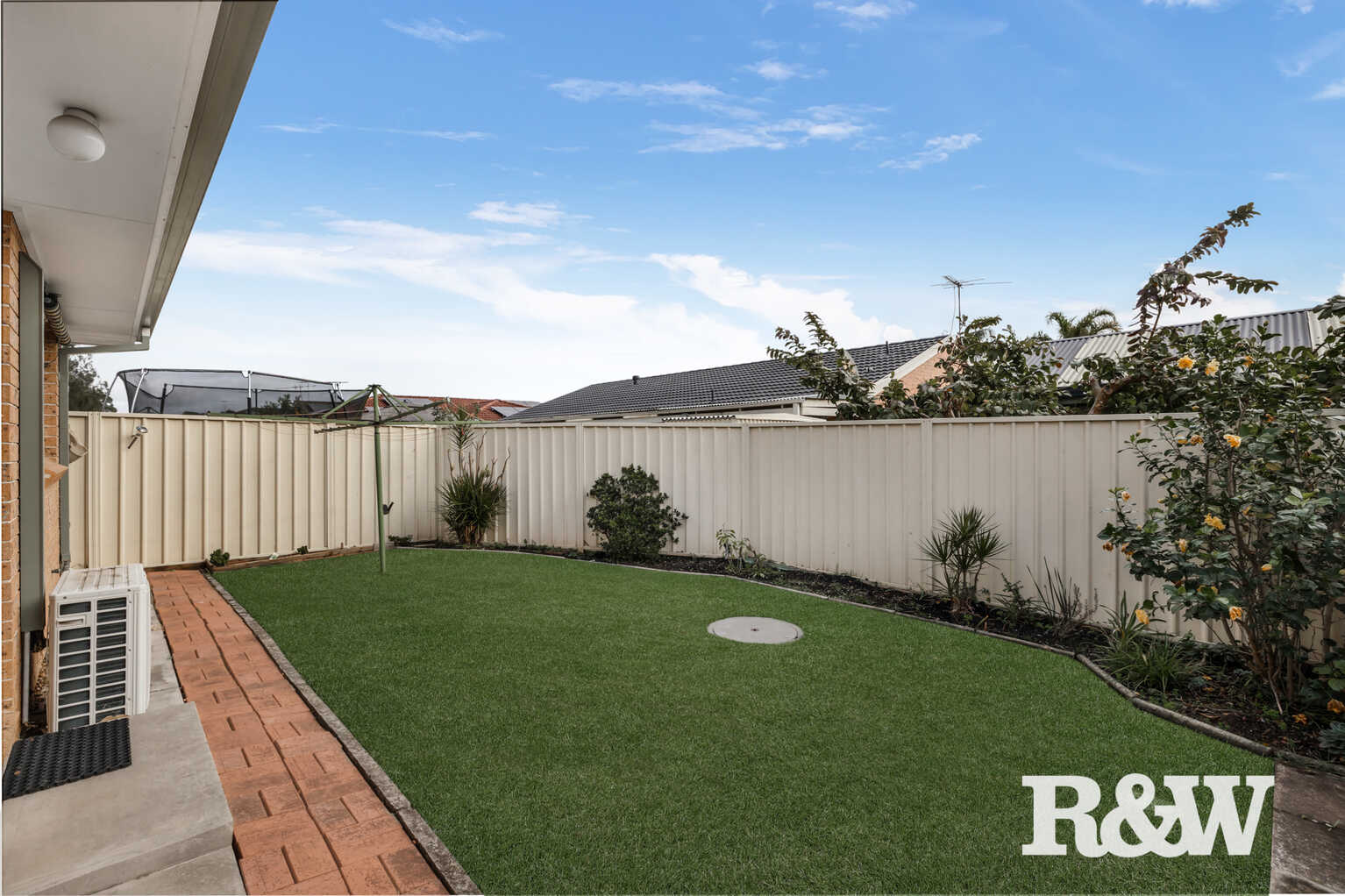 5 Athena Court St Clair