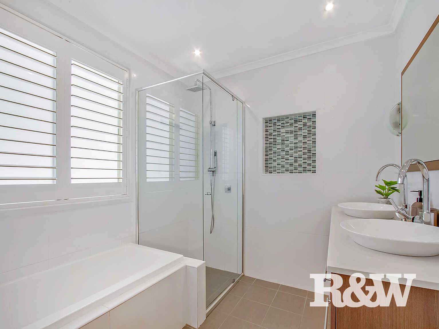 14 Finch Place St Clair 14 Finch Place St Clair