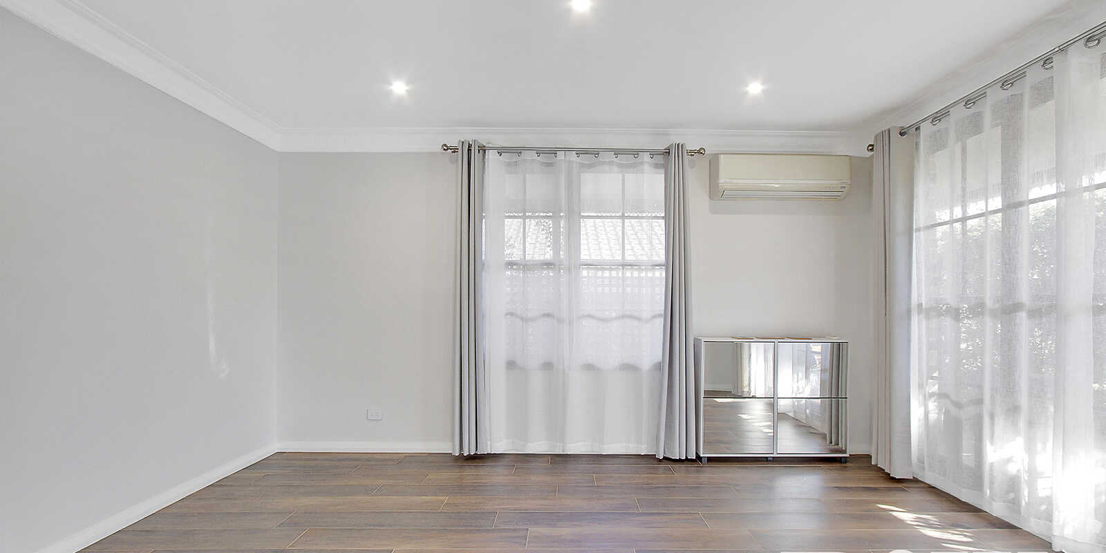 6 Ashford Grove St Clair