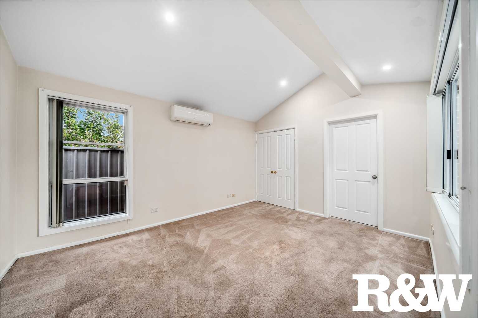 15 Tulip Place St Clair 15 Tulip Place St Clair