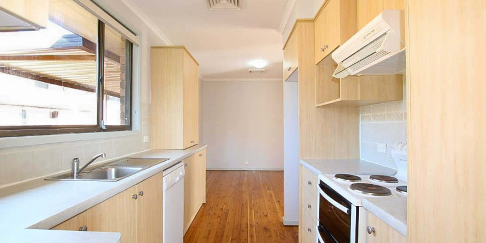 7 James Barnett Glen St Clair 7 James Barnett Glen St Clair