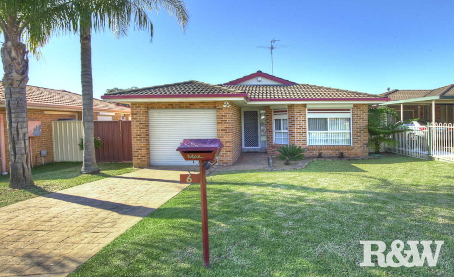 6 Denver Road St Clair