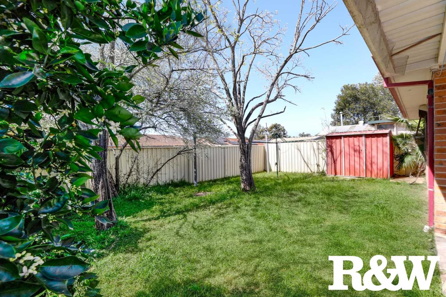 6 Denver Road St Clair