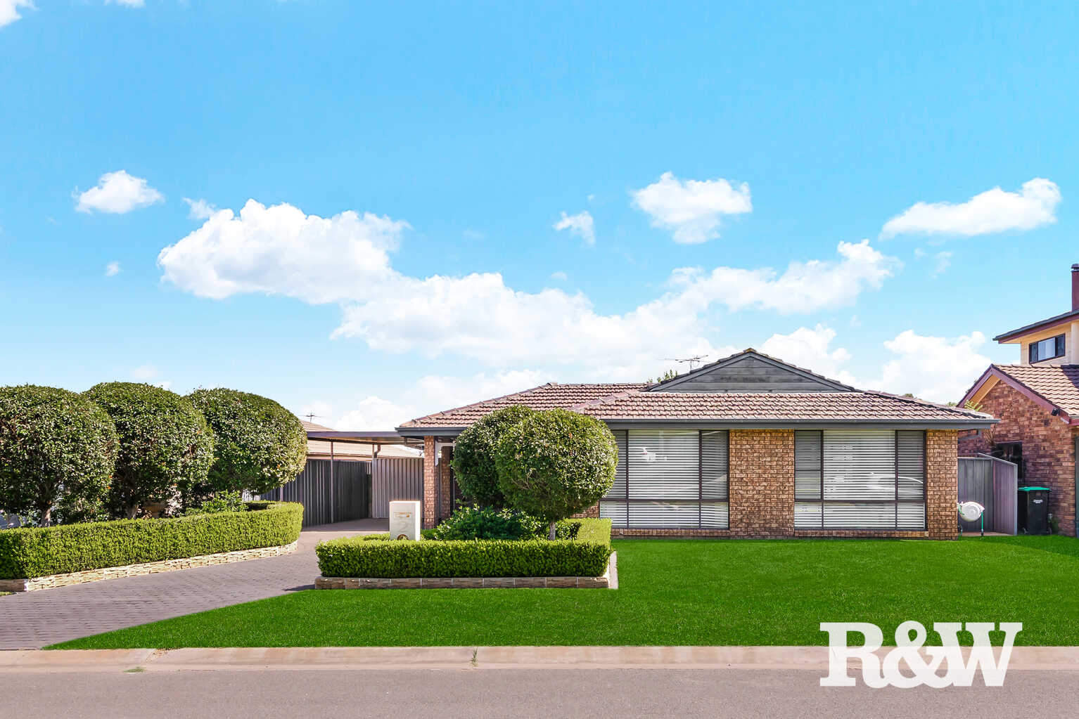 2 Tumut Place St Clair