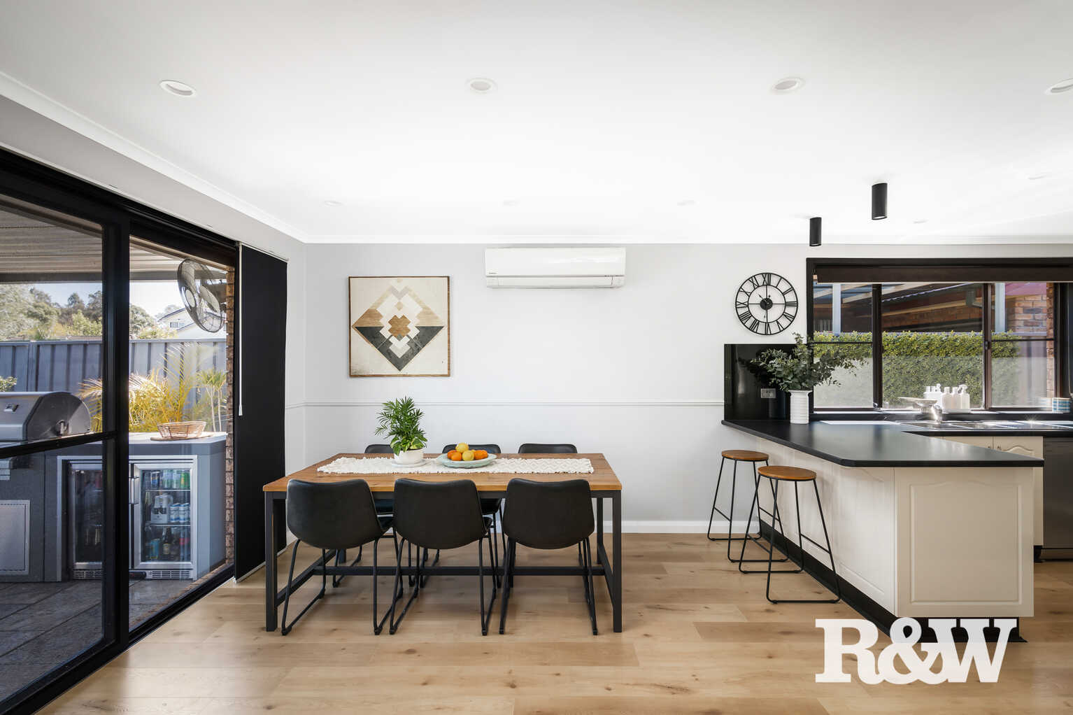 2 Tumut Place St Clair