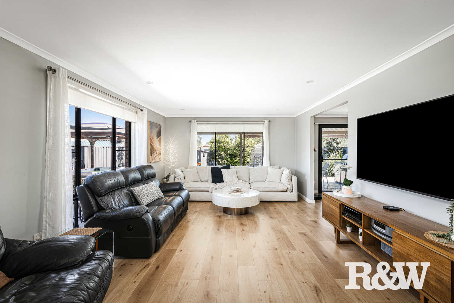 2 Tumut Place St Clair