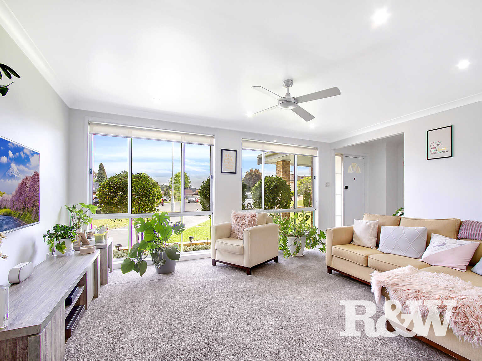 6 Pecos Close St Clair 6 Pecos Close St Clair