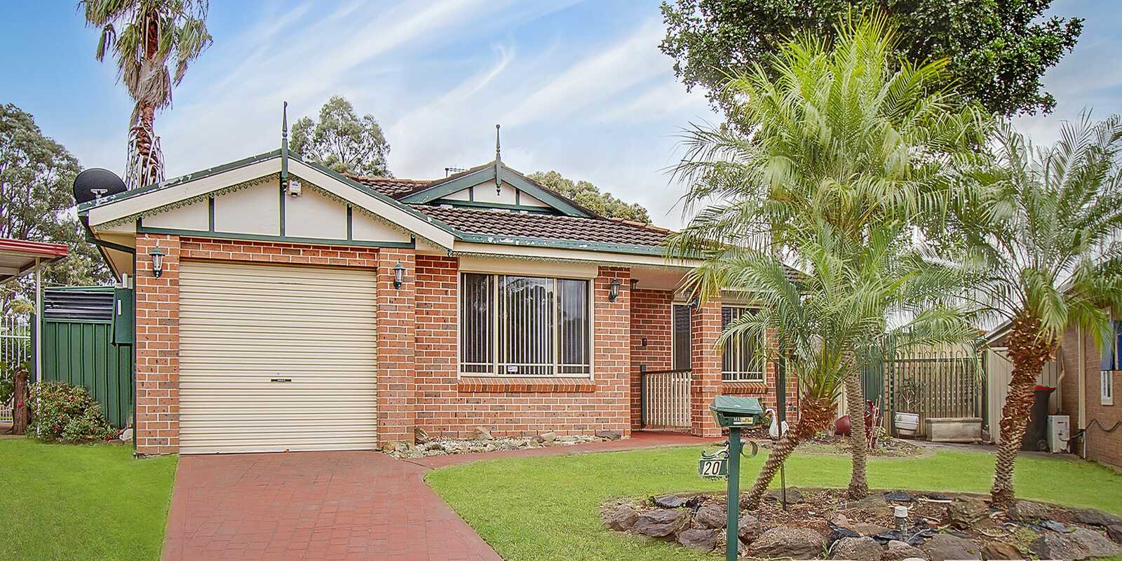 20 Martin Grove Colyton