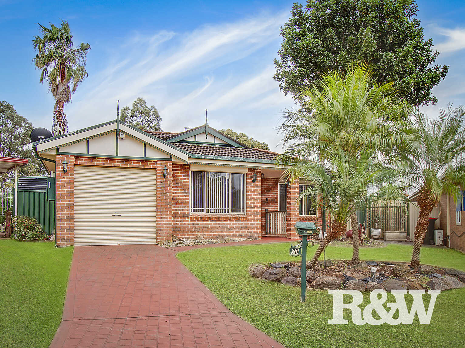 20 Martin Grove Colyton