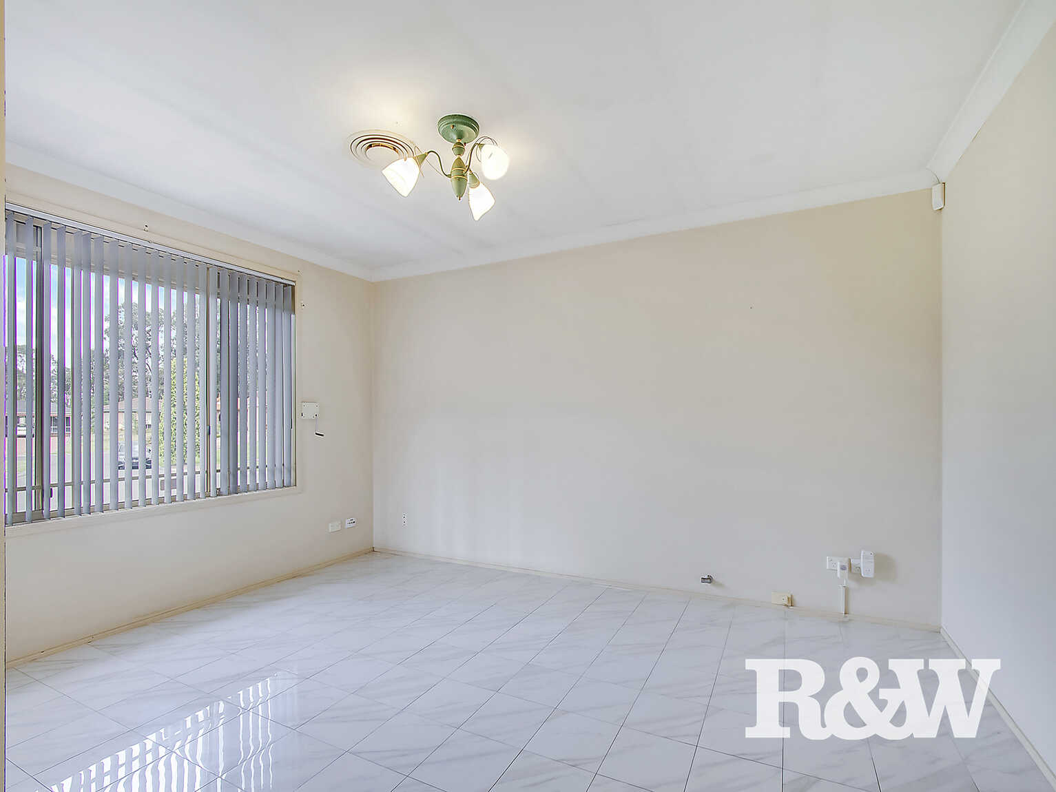 20 Martin Grove Colyton