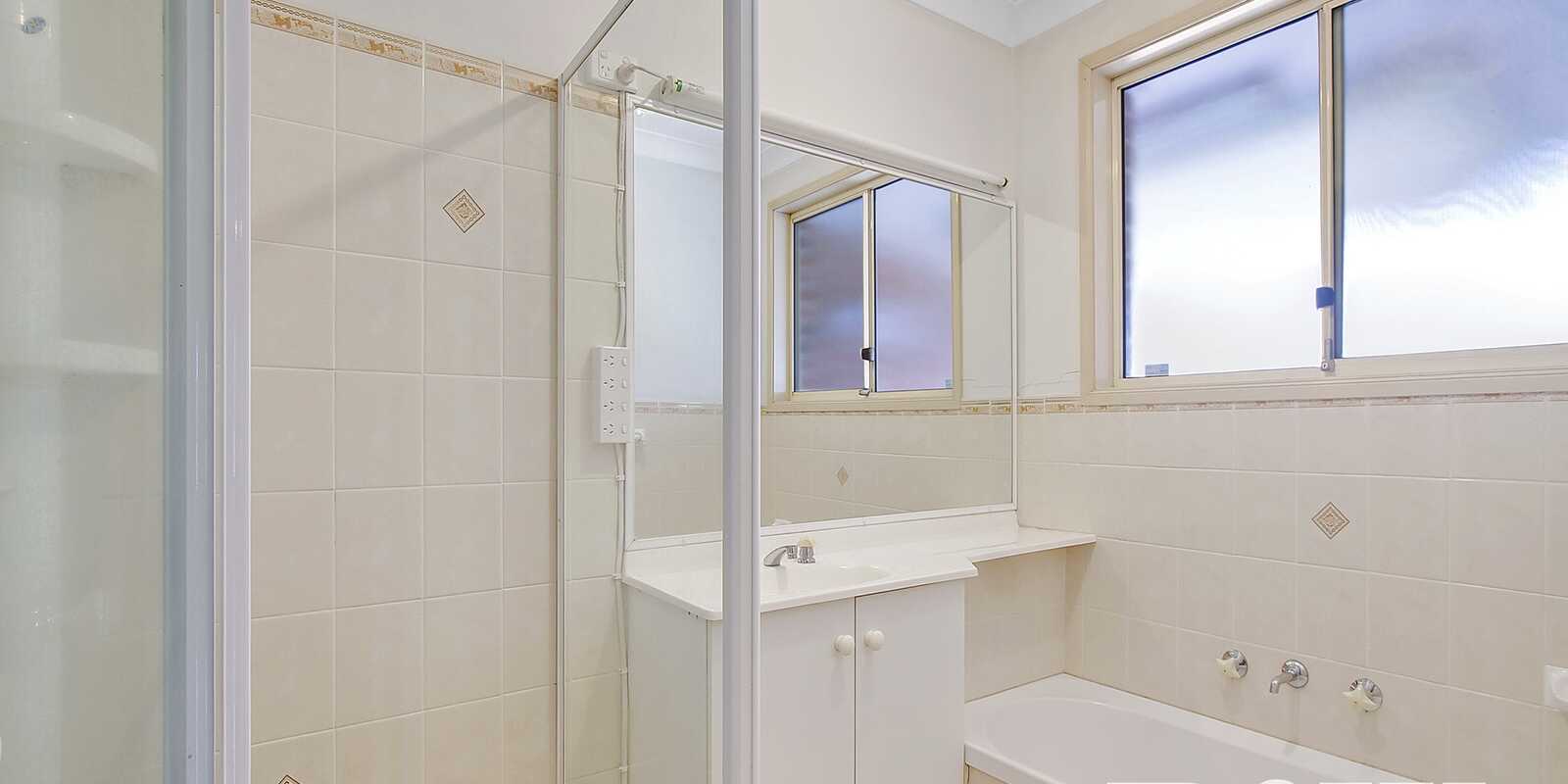 20 Martin Grove Colyton