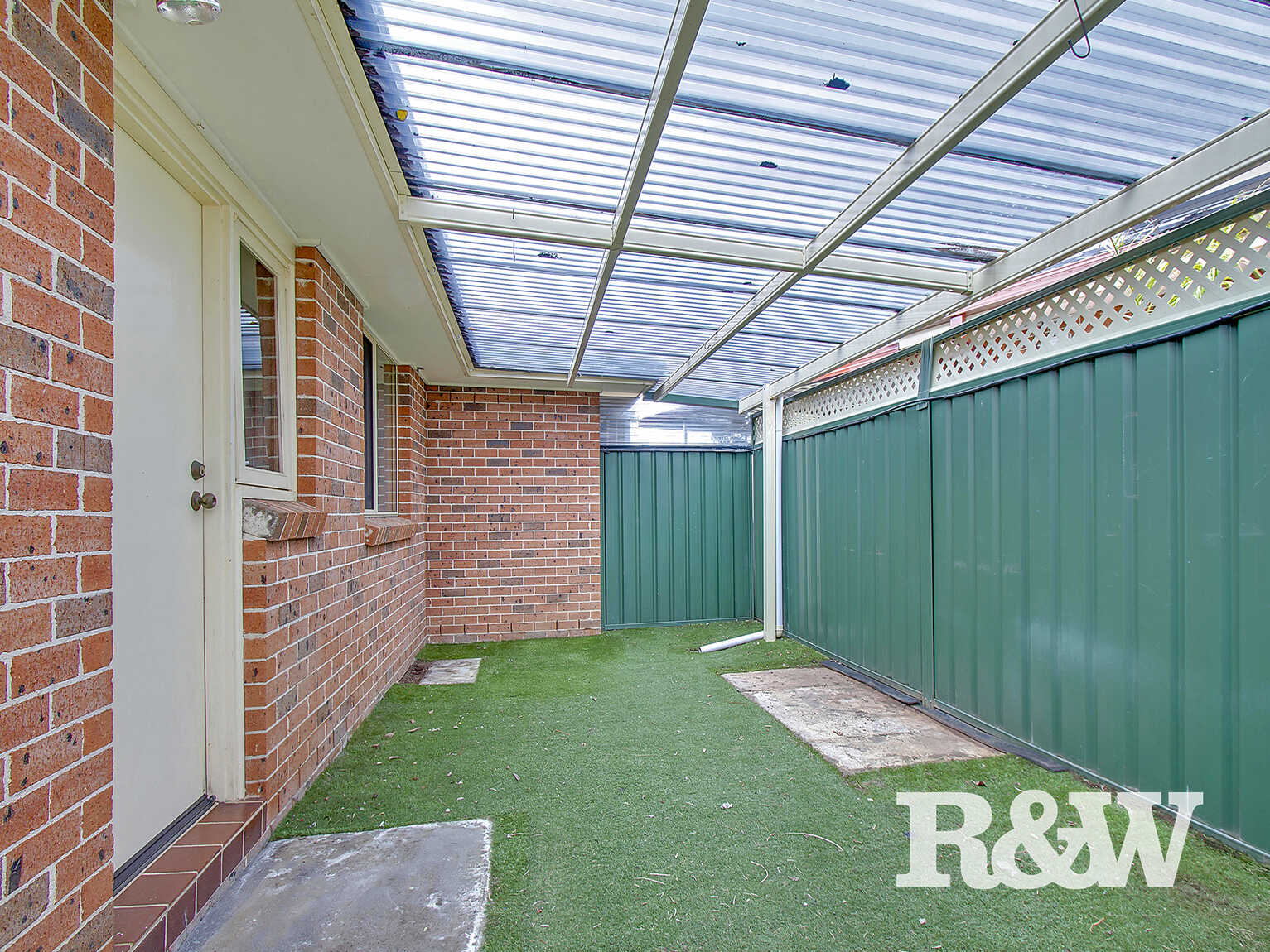 20 Martin Grove Colyton