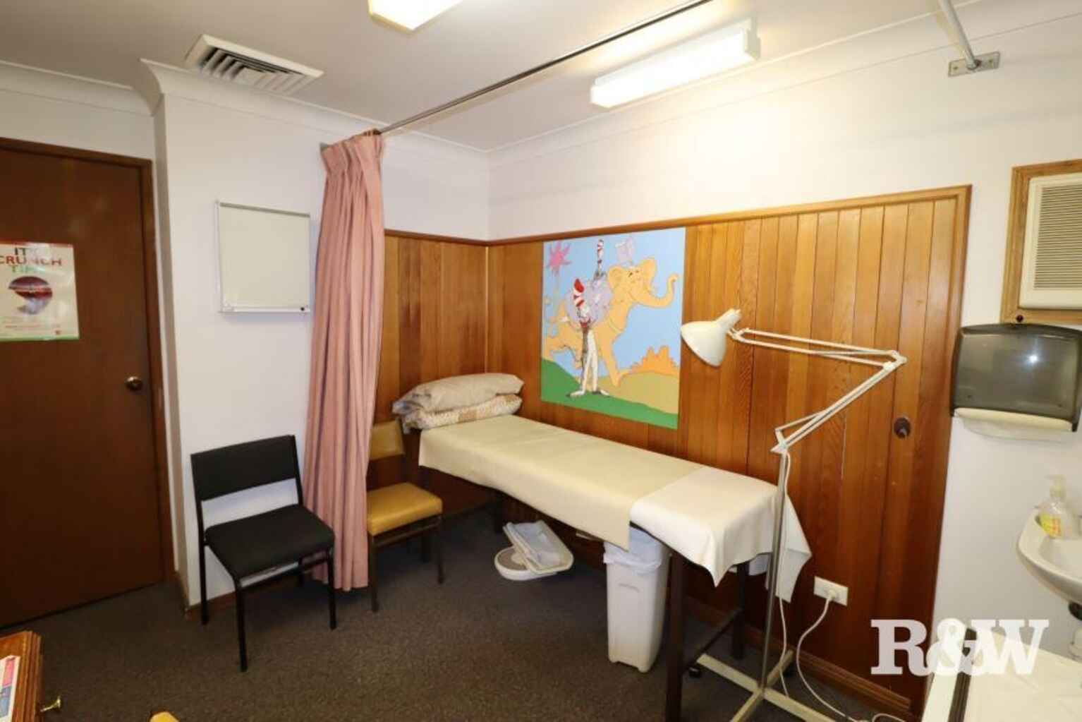 168 Bennett Road St Clair