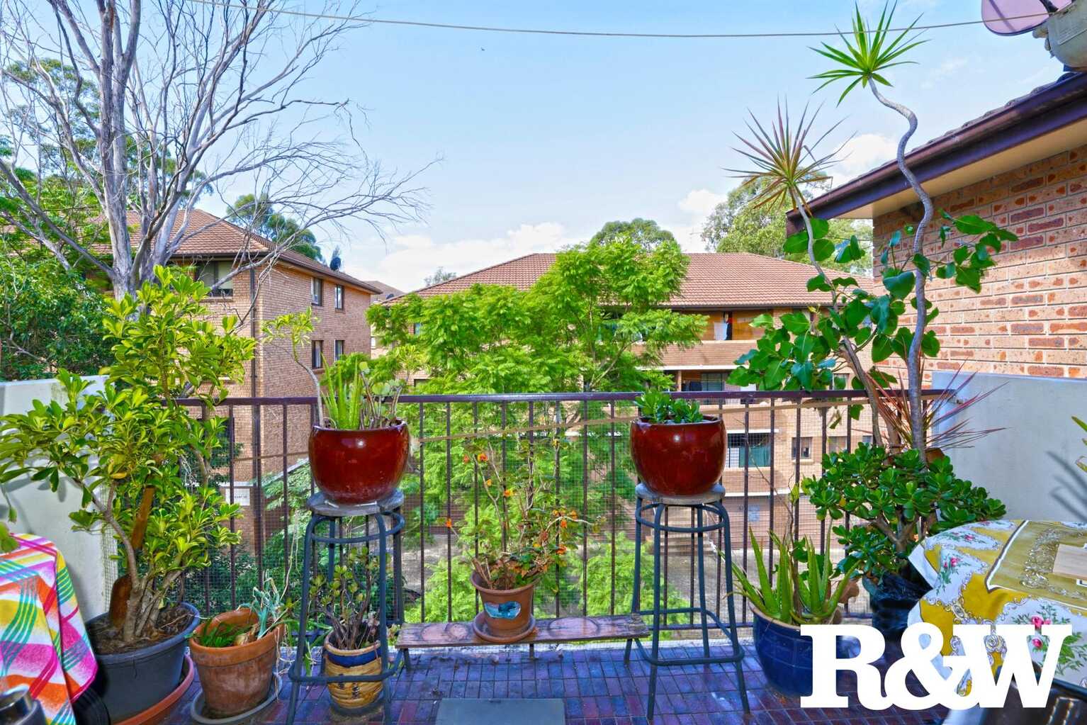 16/20 Luxford Road Mount Druitt