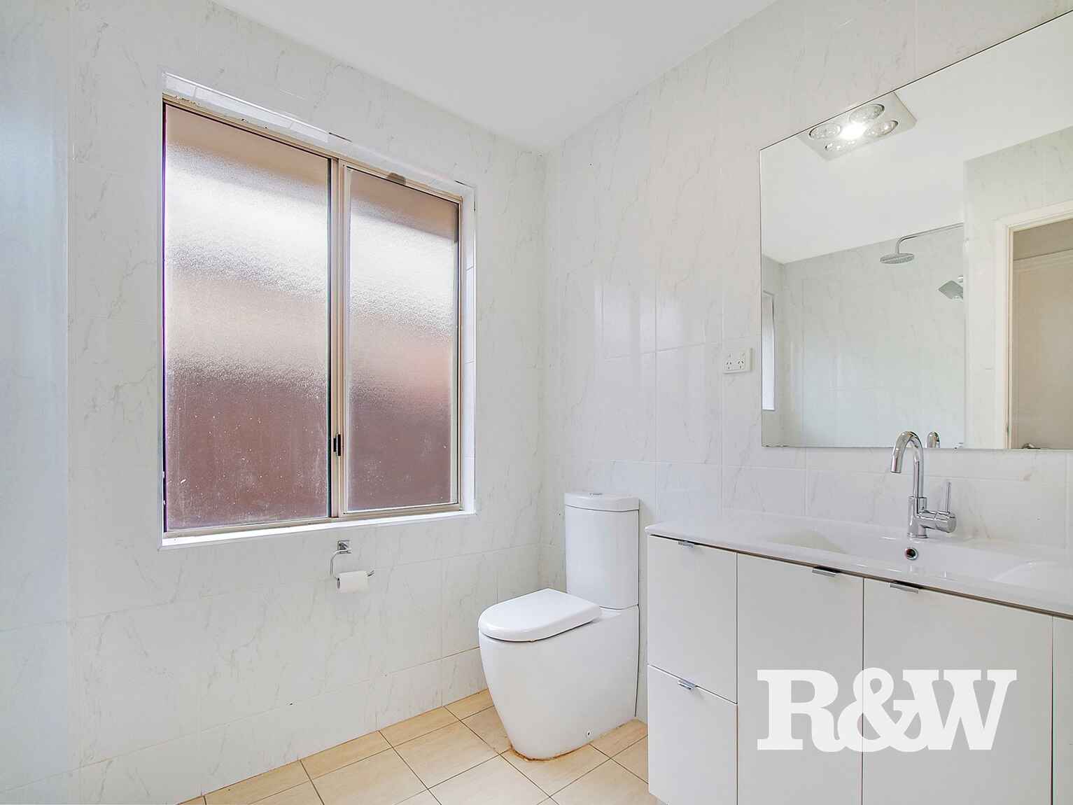59 Explorers Way St Clair 59 Explorers Way St Clair