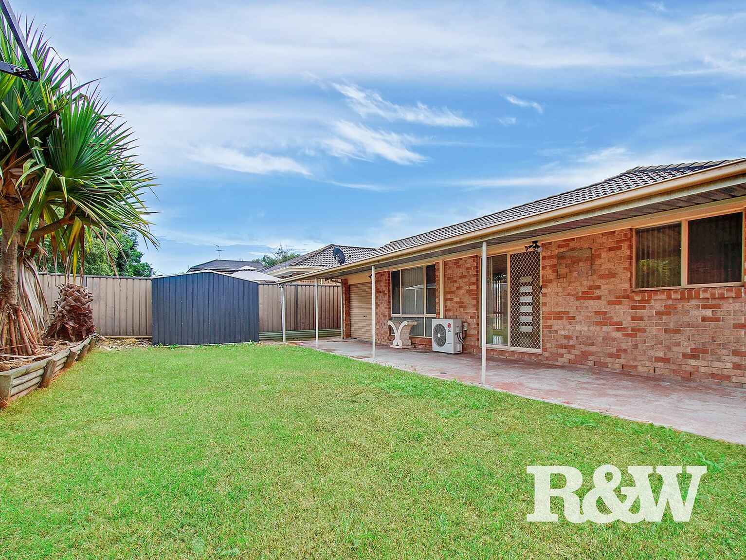 59 Explorers Way St Clair 59 Explorers Way St Clair