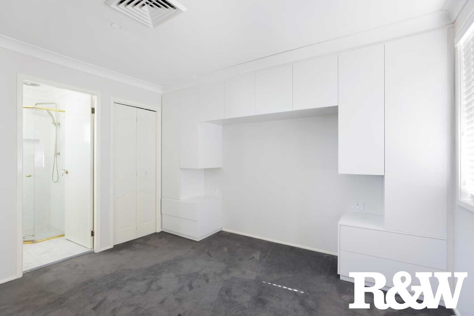 13 Wills Glen St Clair