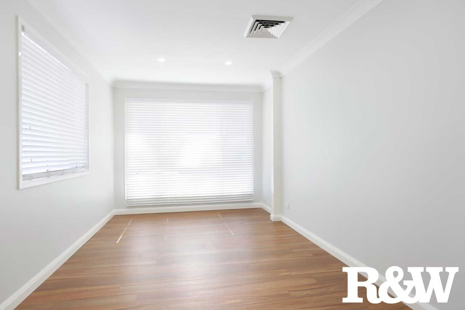 13 Wills Glen St Clair