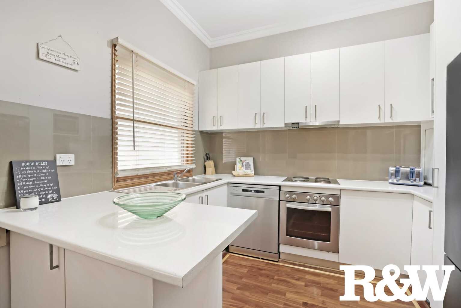 36 Jeffrey Avenue St Clair 36 Jeffrey Avenue St Clair