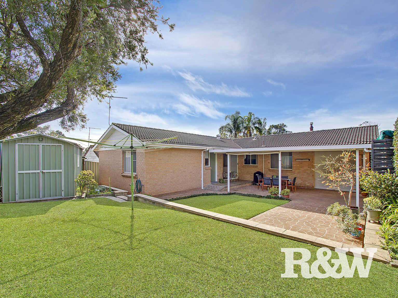 15 Timesweep Drive St Clair 15 Timesweep Drive St Clair