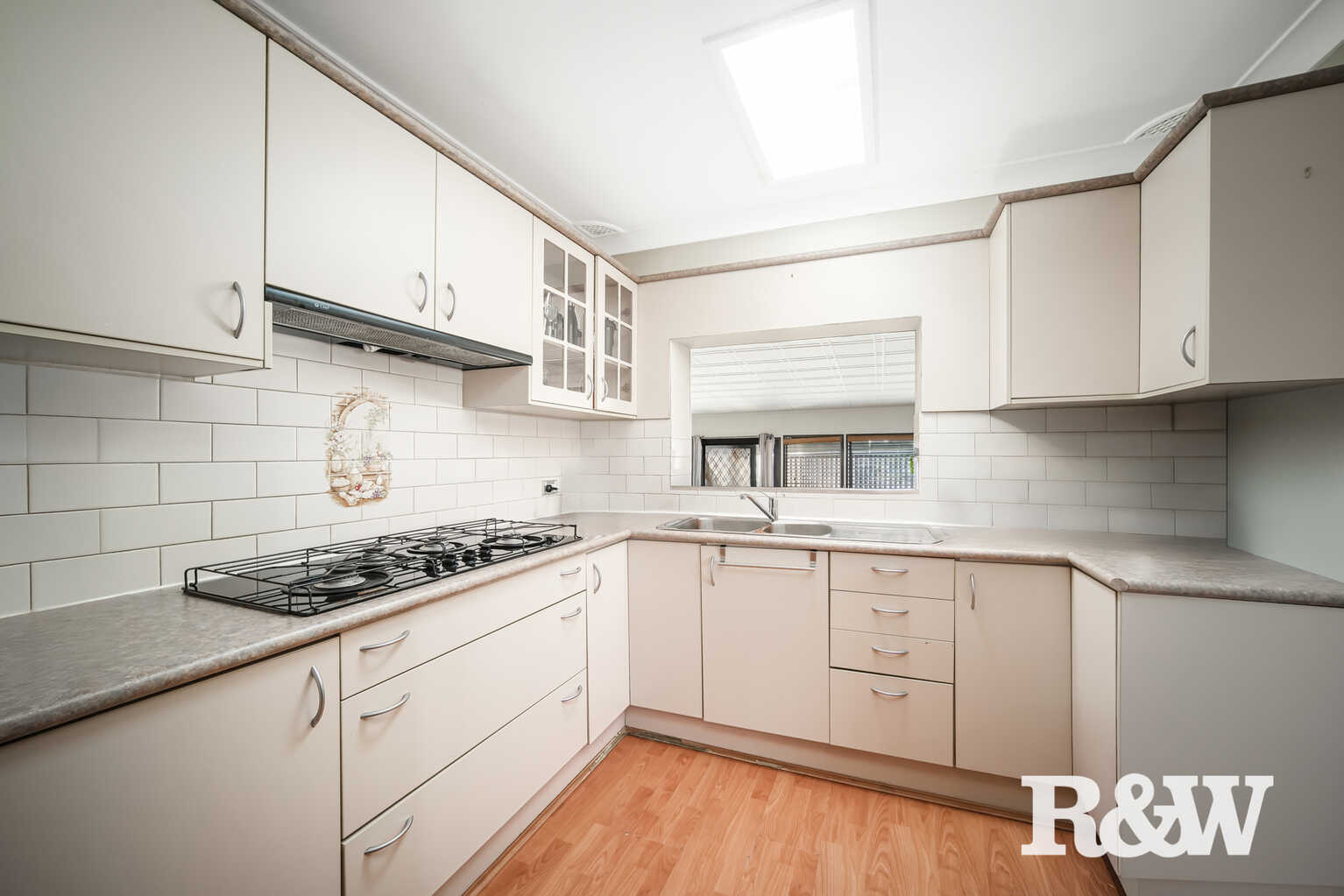 4 Melville Road St Clair 4 Melville Road St Clair