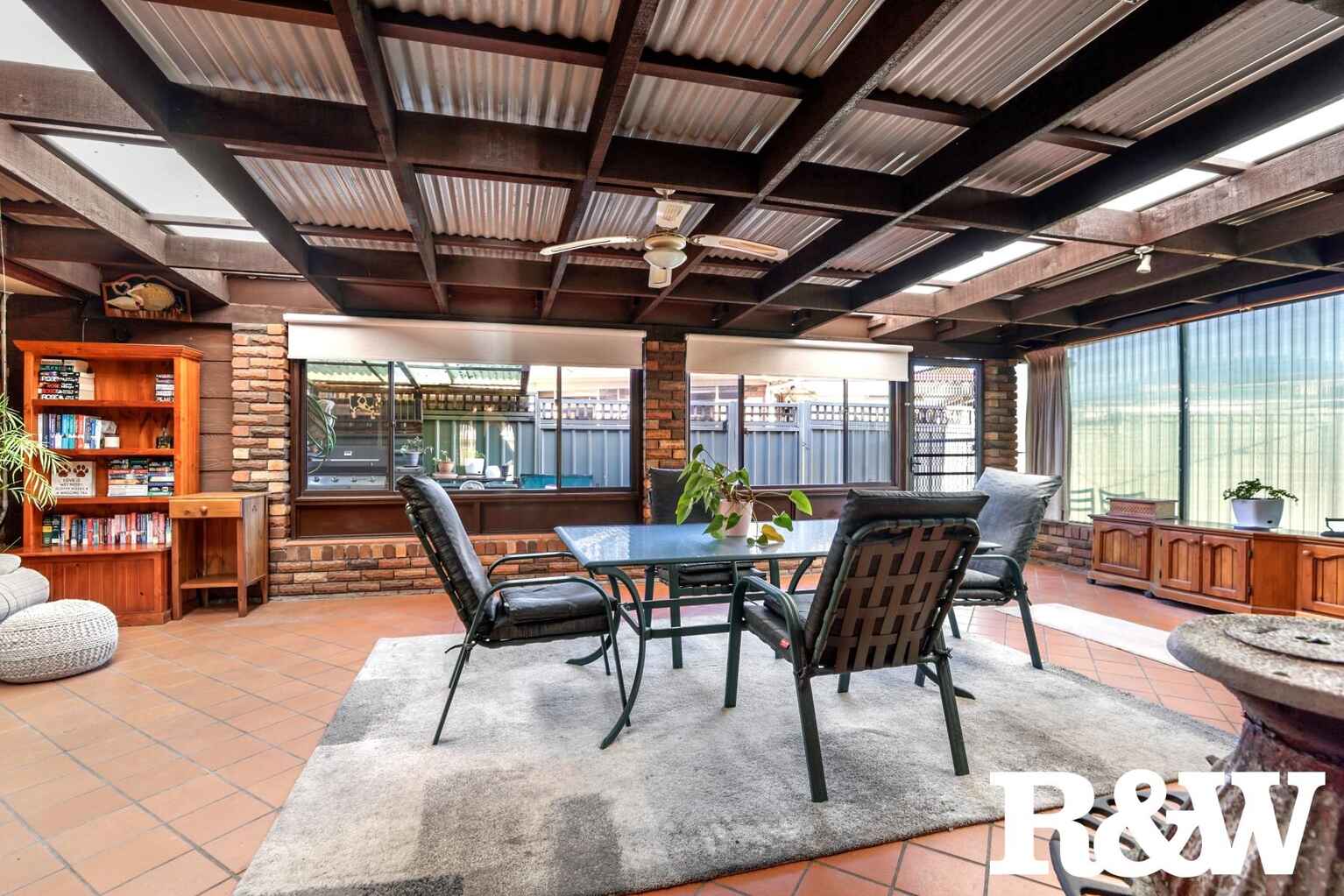 1 Tulip Place St Clair 1 Tulip Place St Clair