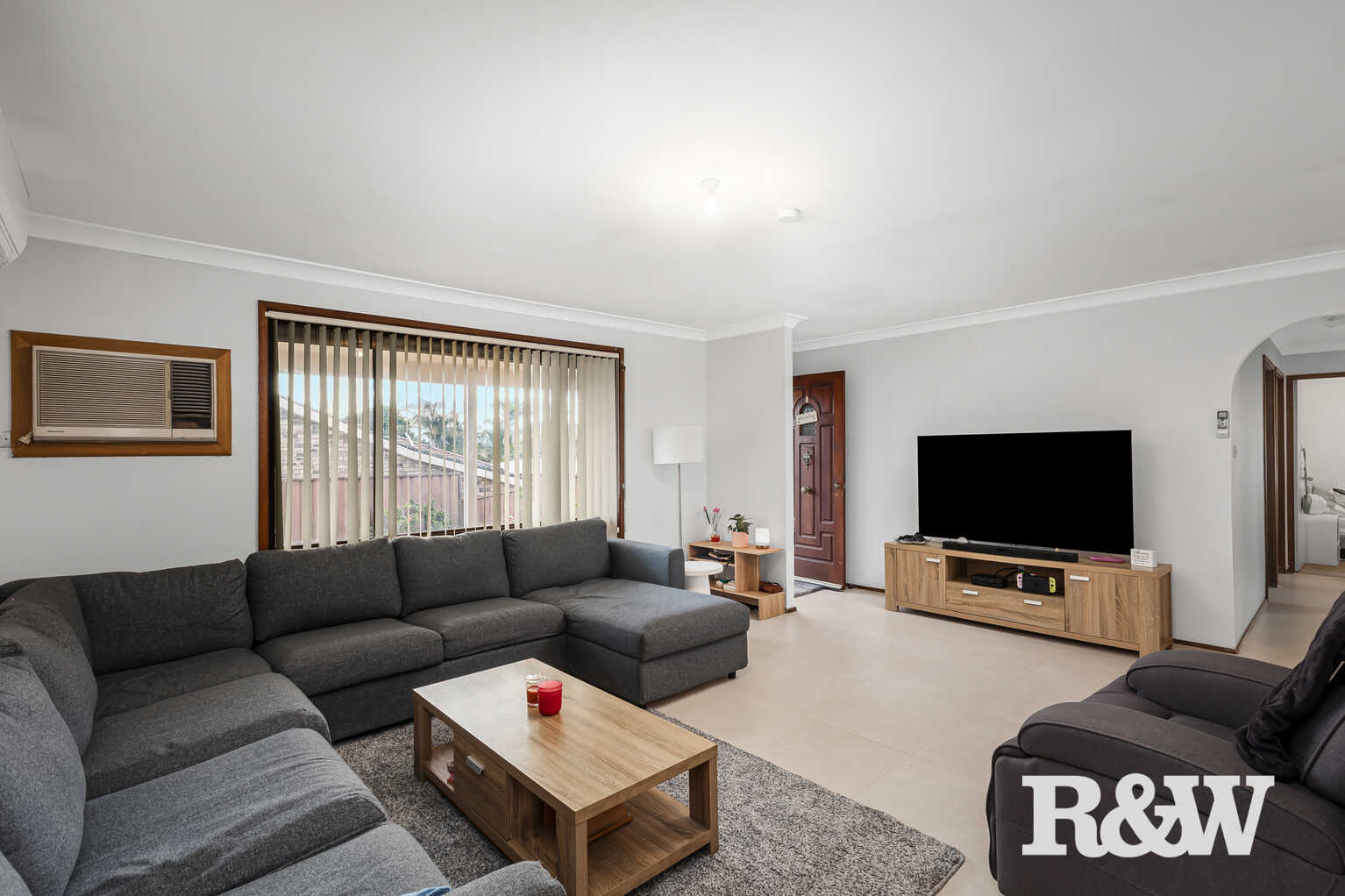 36 Explorers Way St Clair 36 Explorers Way St Clair
