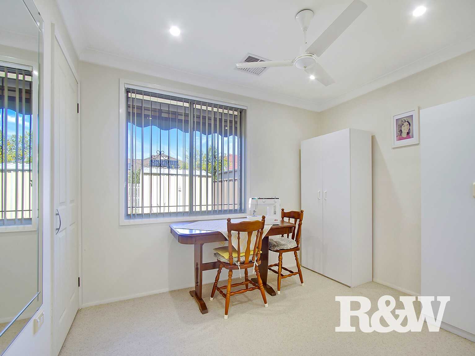 8 Garrick Road St Clair 8 Garrick Road St Clair