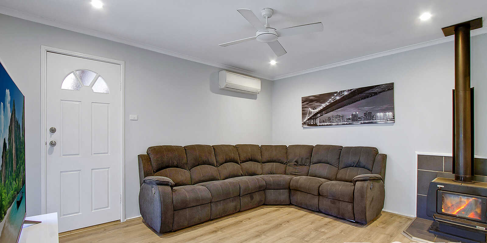 37 Shakespeare Drive St Clair 37 Shakespeare Drive St Clair