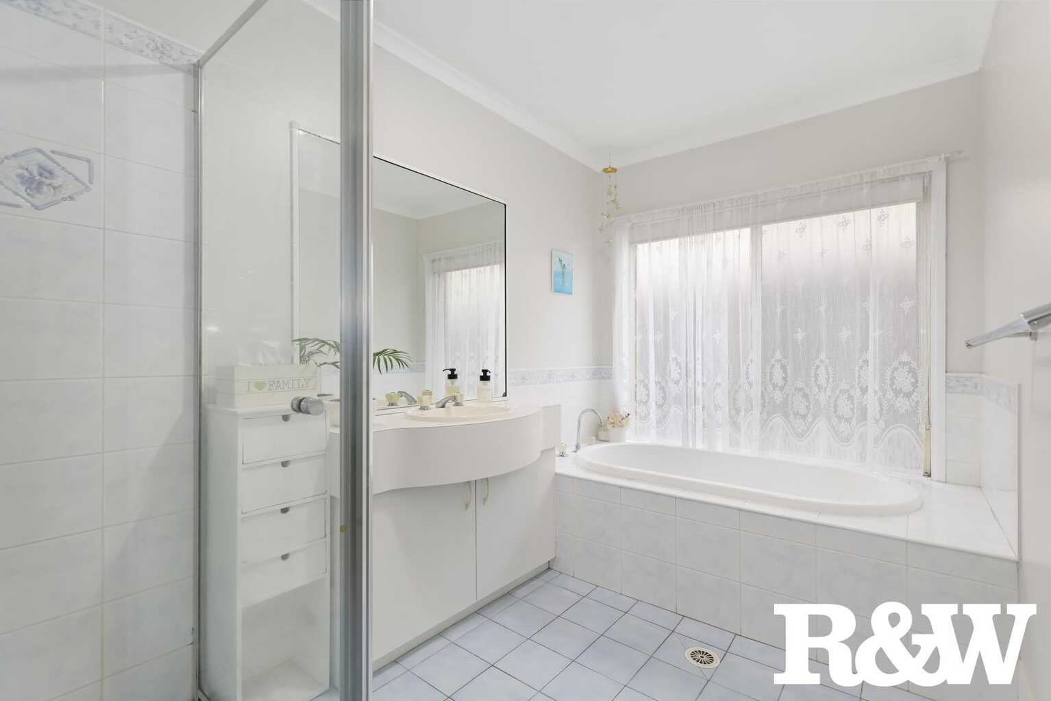 65 Eskdale Street Minchinbury