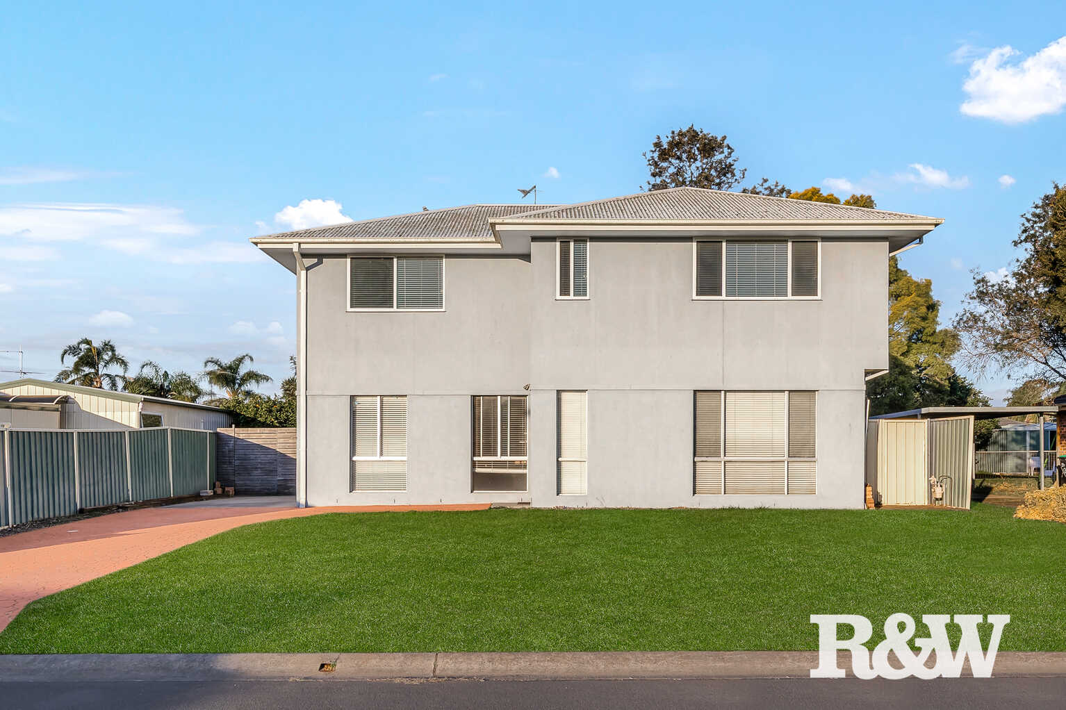 24 Madison Circuit St Clair 24 Madison Circuit St Clair