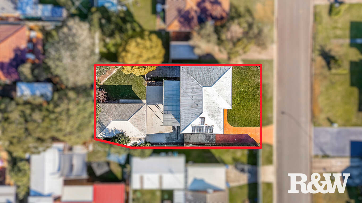 24 Madison Circuit St Clair 24 Madison Circuit St Clair