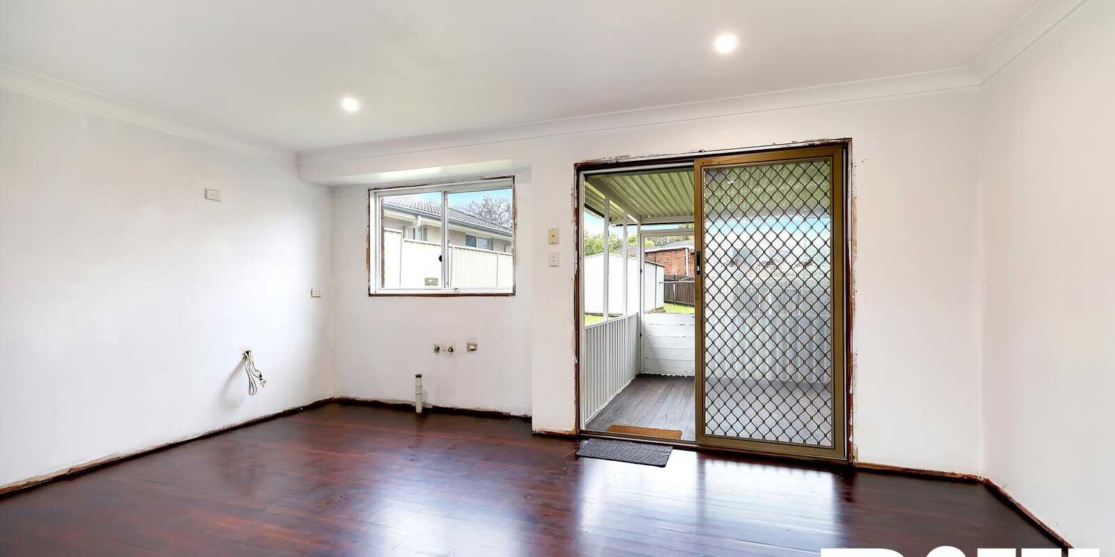 8 Nightmist Grove St Clair