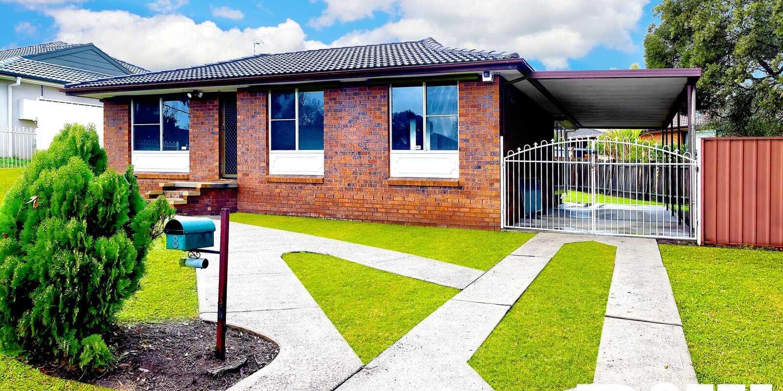 8 Nightmist Grove St Clair