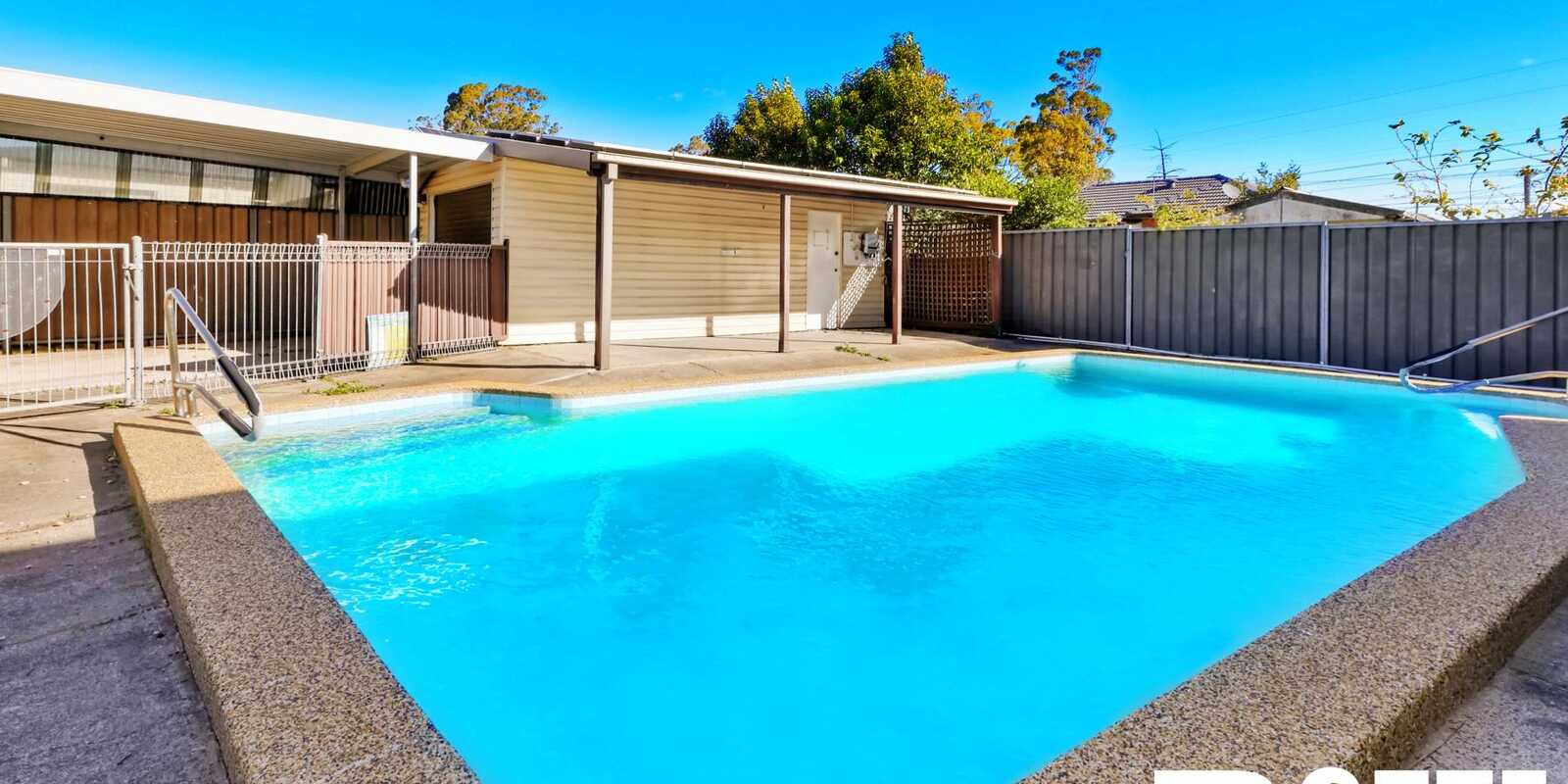 36 Gasmata Crescent Whalan 36 Gasmata Crescent Whalan