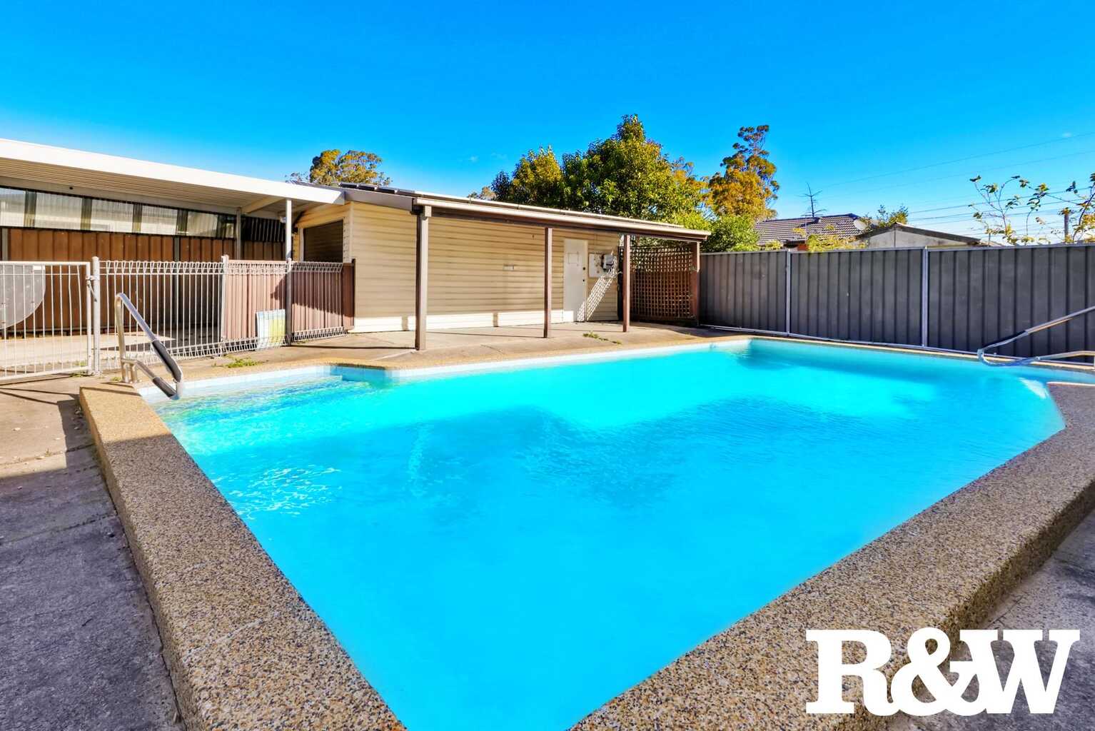 36 Gasmata Crescent Whalan 36 Gasmata Crescent Whalan