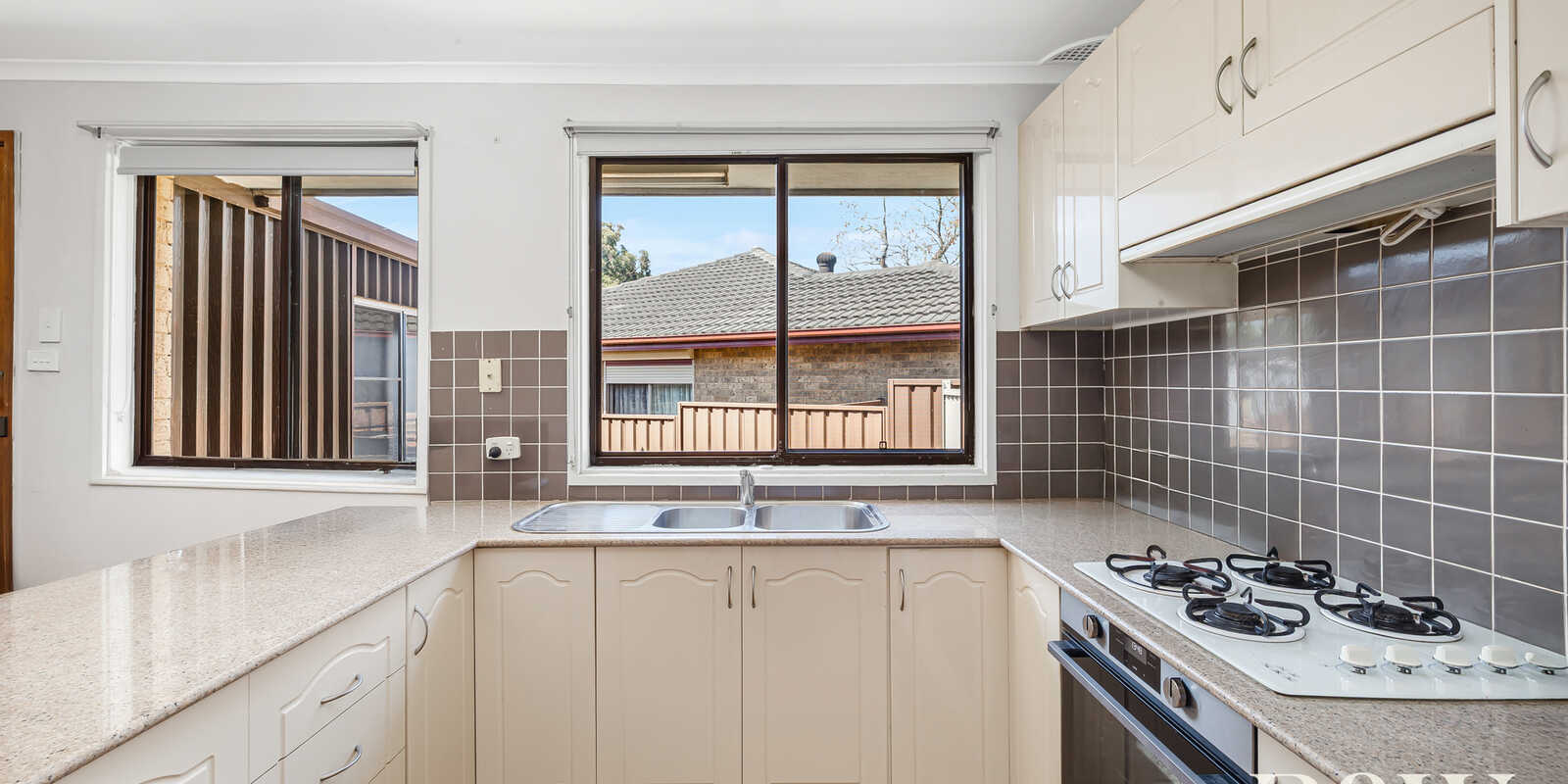 34 Alexandra Circuit St Clair 34 Alexandra Circuit St Clair