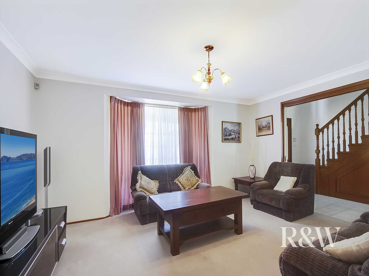 10 Leicester Way St Clair 10 Leicester Way St Clair