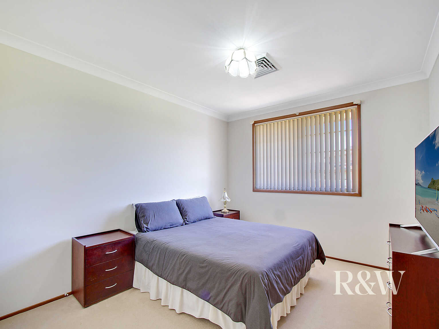 10 Leicester Way St Clair 10 Leicester Way St Clair