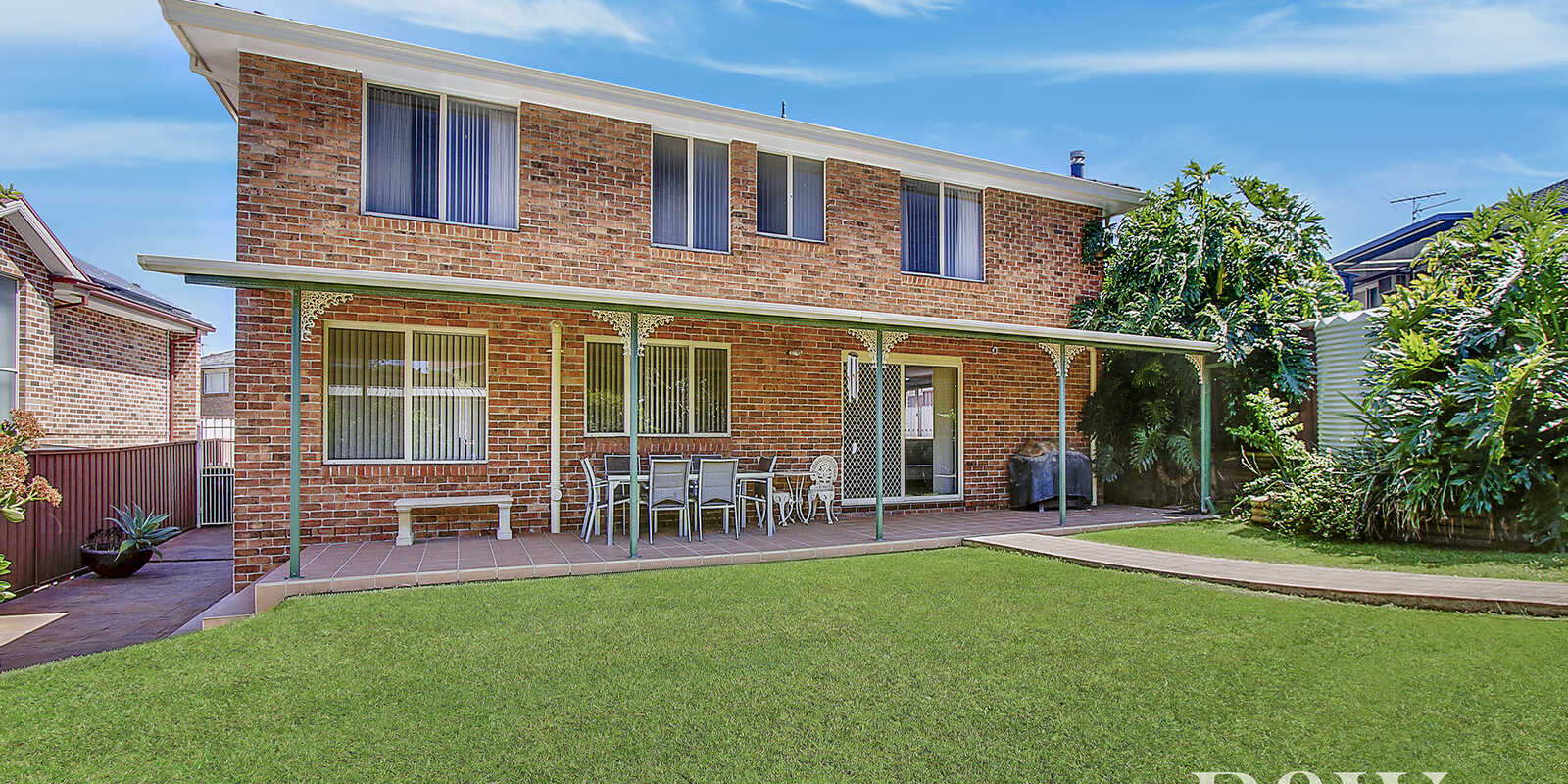 10 Leicester Way St Clair 10 Leicester Way St Clair