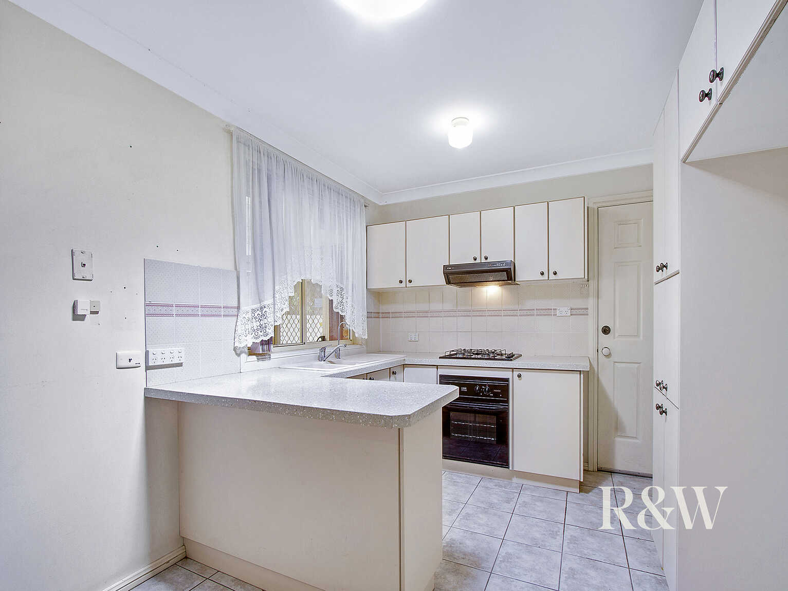 5 Shamrock Court St Clair 5 Shamrock Court St Clair