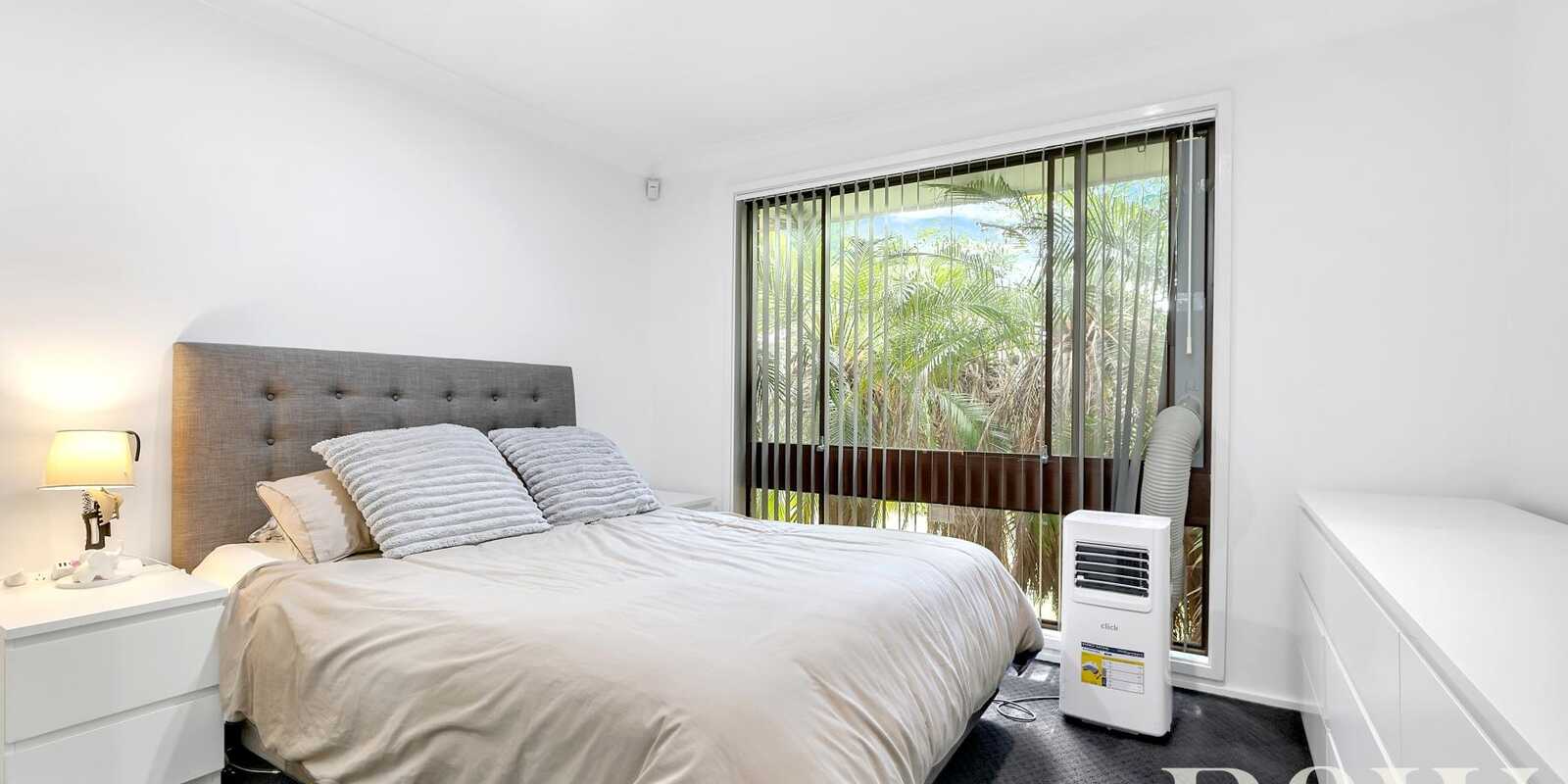 2 & 2A Francis Greenway Avenue St Clair 2 & 2A Francis Greenway Avenue St Clair
