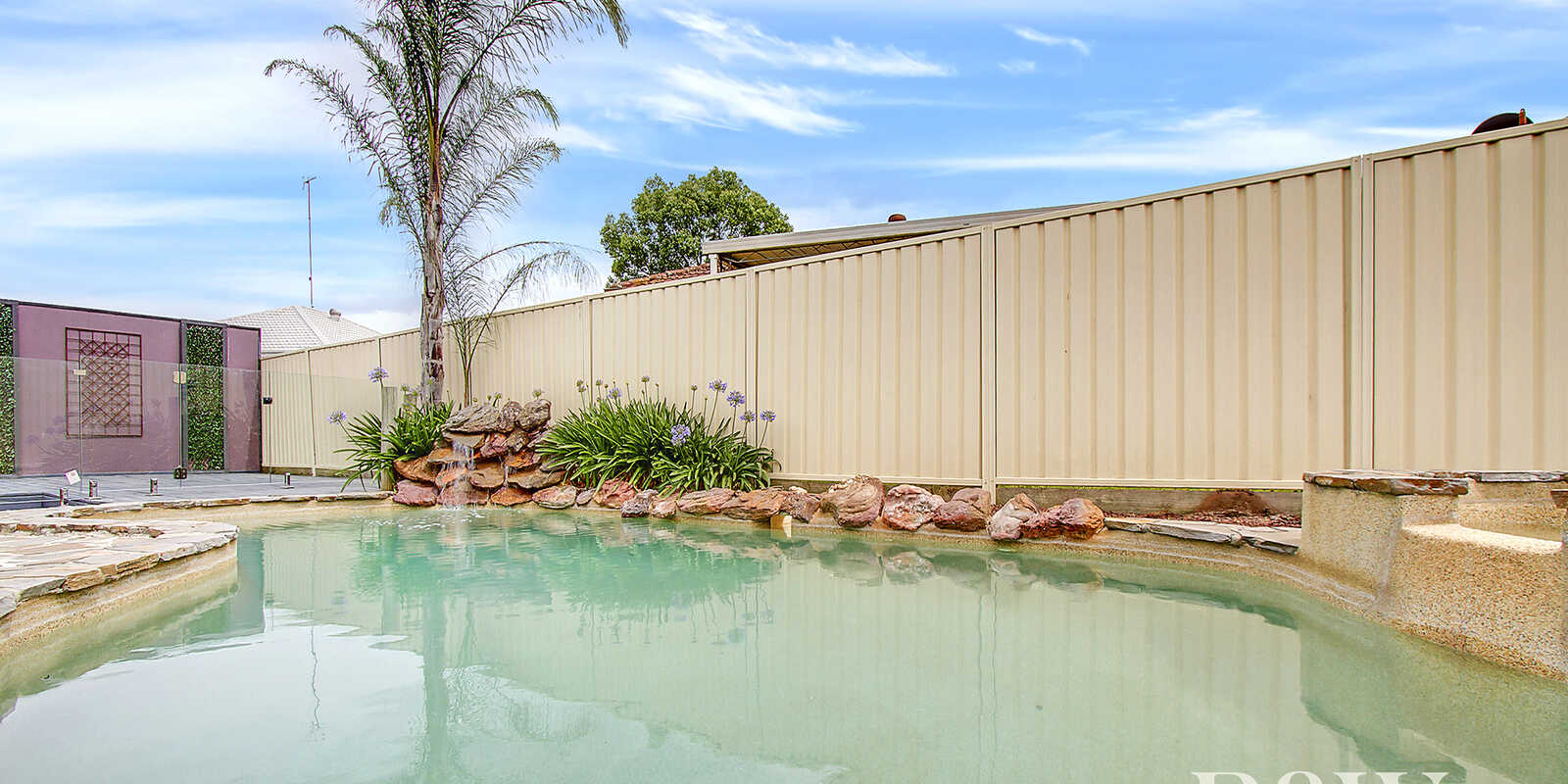 57 Pine Creek Circuit St Clair